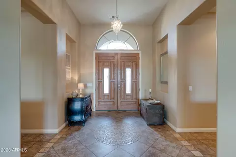 726 E Joseph Ct, Gilbert, AZ 85295 photo 4