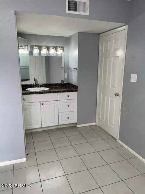 1718 E Campbell Ave #62, Phoenix, AZ 85016 photo 10