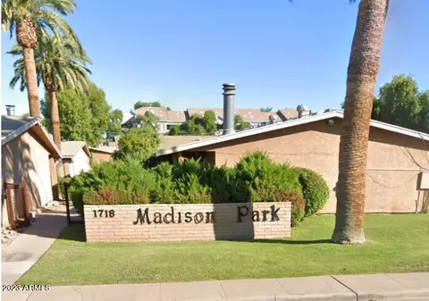 1718 E Campbell Ave #62, Phoenix, AZ 85016