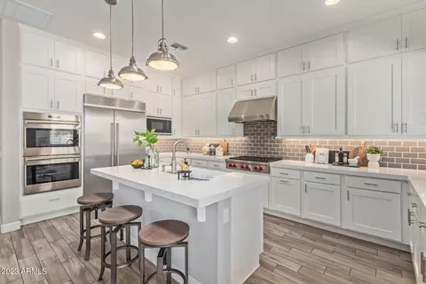 10018 E Hillside Dr, Scottsdale, AZ 85255
