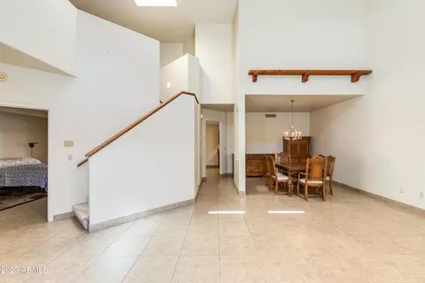 5730 N 4th Pl, Phoenix, AZ 85012 photo 5