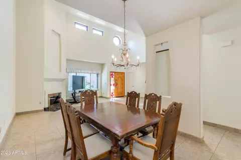 5730 N 4th Pl, Phoenix, AZ 85012 photo 8