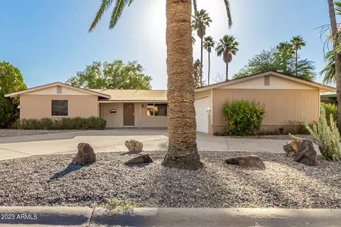 1020 S Longwood Loop, Mesa, AZ 85208