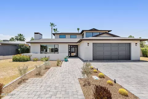 3201 E Georgia Ave, Phoenix, AZ 85018