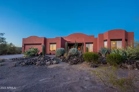48909 N 3rd Ave, New River, AZ 85087