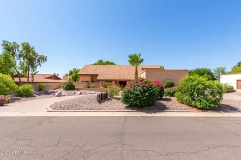 3907 E Nowata Dr, Phoenix, AZ 85044 photo 4