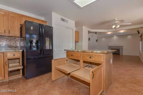 1703 E Beaubien Dr, Phoenix, AZ 85024 photo 14