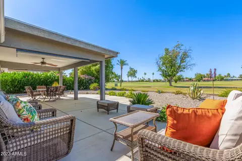 10710 W Tropicana Cir, Sun City, AZ 85351