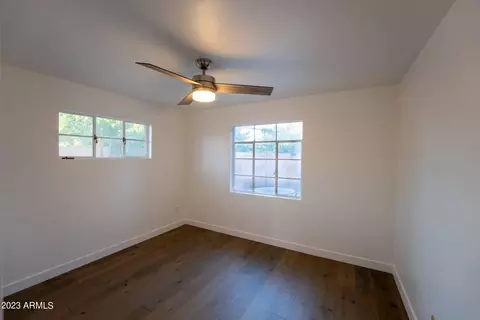 5719 N 19th Pl, Phoenix, AZ 85016 photo 8