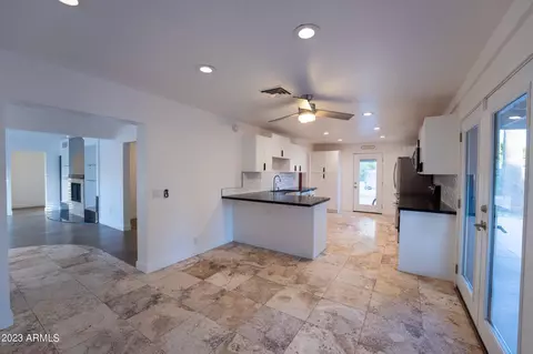 5719 N 19th Pl, Phoenix, AZ 85016 photo 13