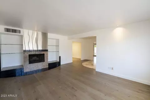 5719 N 19th Pl, Phoenix, AZ 85016 photo 5