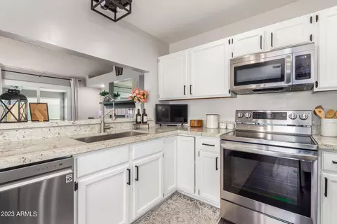 4854 E Princess Dr, Mesa, AZ 85205 photo 12