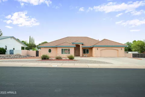 1113 E Katherine Dr, Sierra Vista, AZ 85635