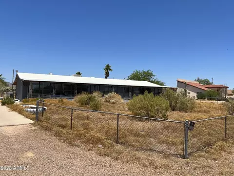 700 W Foothill St, Apache Junction, AZ 85120 photo 3