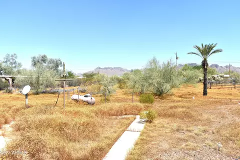 700 W Foothill St, Apache Junction, AZ 85120 photo 31
