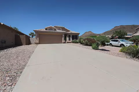 6510 W Desert Hollow Dr, Phoenix, AZ 85083