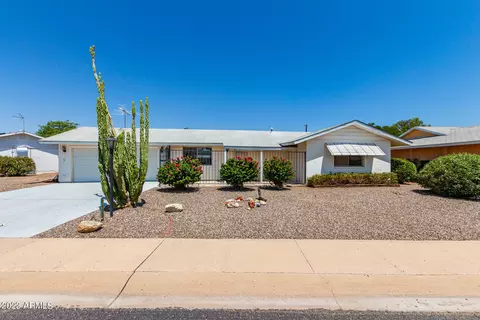 10608 W El Rancho Dr, Sun City, AZ 85351