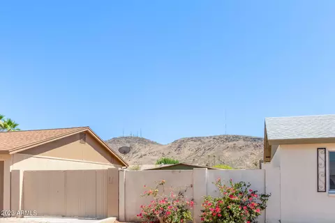 1610 W Eugie Ave, Phoenix, AZ 85029 photo 6