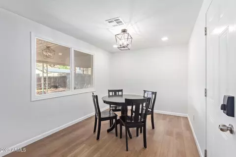 1610 W Eugie Ave, Phoenix, AZ 85029 photo 9