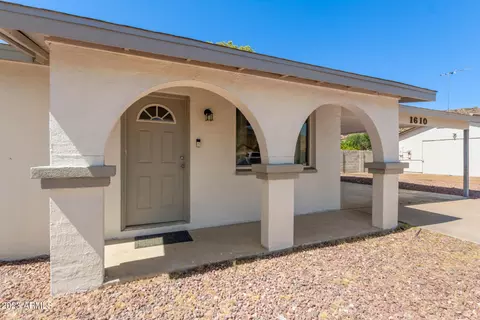 1610 W Eugie Ave, Phoenix, AZ 85029 photo 7