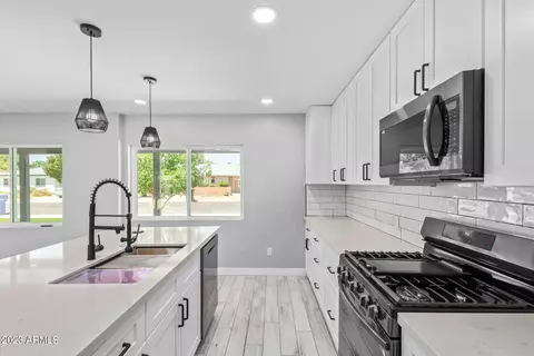6521 N 20th Ave, Phoenix, AZ 85015 photo 4