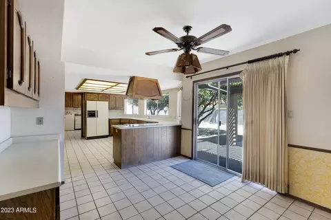 10 E Canterbury Ct, Phoenix, AZ 85022 photo 12
