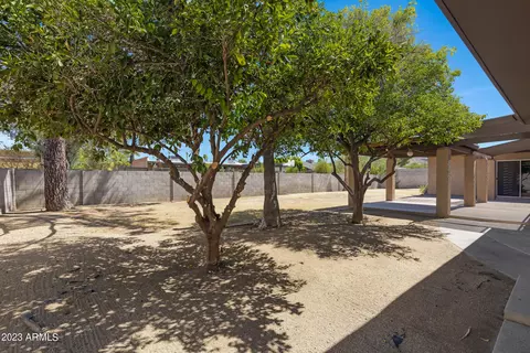 10 E Canterbury Ct, Phoenix, AZ 85022 photo 36