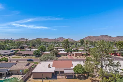 10 E Canterbury Ct, Phoenix, AZ 85022 photo 47