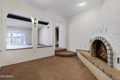 10 E Canterbury Ct, Phoenix, AZ 85022 photo 11