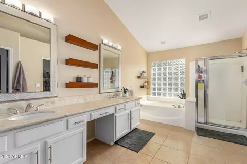 4608 E Briles Rd, Phoenix, AZ 85050 photo 17