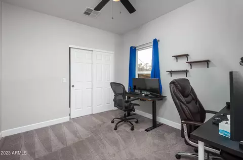 916 E Odeum Ln, Phoenix, AZ 85040 photo 10