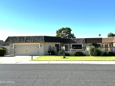 10601 W Campana Dr, Sun City, AZ 85351