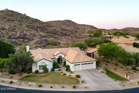 2406 E Desert Willow Dr, Phoenix, AZ 85048 photo 2
