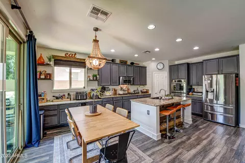 3942 E Amber Ln, Gilbert, AZ 85296 photo 11