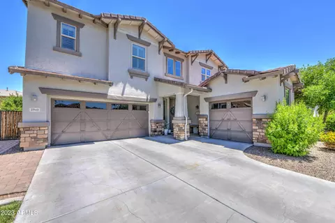 3942 E Amber Ln, Gilbert, AZ 85296 photo 5