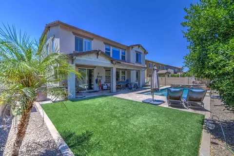 3942 E Amber Ln, Gilbert, AZ 85296 photo 3