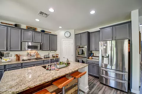 3942 E Amber Ln, Gilbert, AZ 85296 photo 7