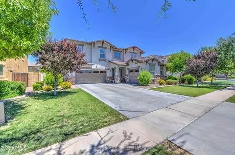 3942 E Amber Ln, Gilbert, AZ 85296 photo 4