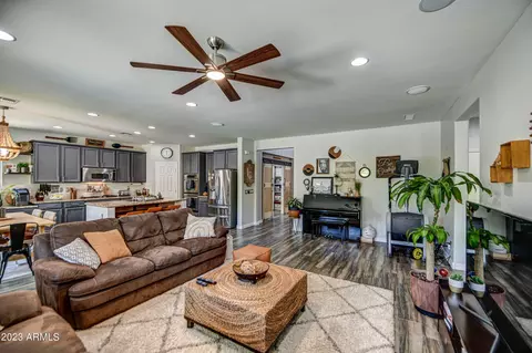 3942 E Amber Ln, Gilbert, AZ 85296 photo 15