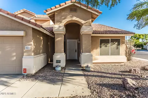 221 E Baylor Ln, Gilbert, AZ 85296 photo 5
