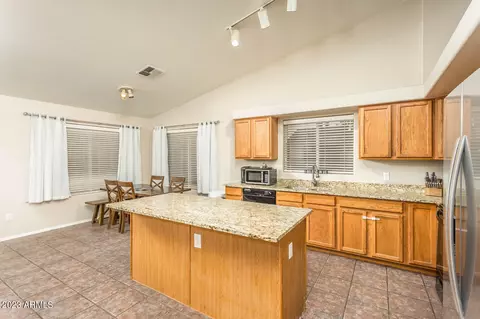 221 E Baylor Ln, Gilbert, AZ 85296 photo 10