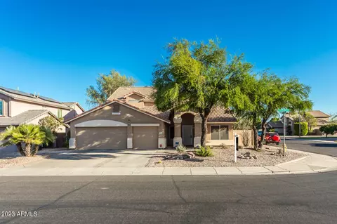 221 E Baylor Ln, Gilbert, AZ 85296 photo 3