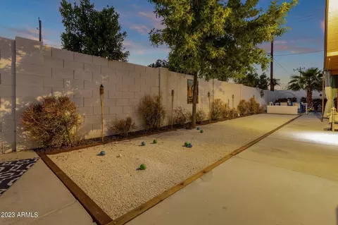 3802 E Heatherbrae Dr, Phoenix, AZ 85018 photo 14