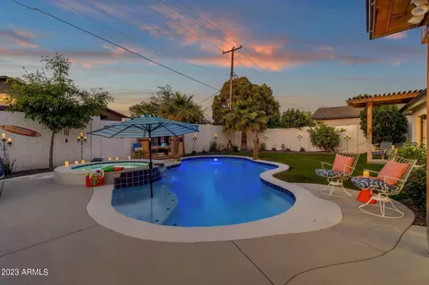 3802 E Heatherbrae Dr, Phoenix, AZ 85018 photo 4