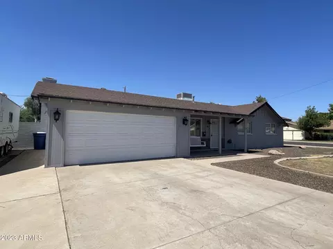 400 W Ivanhoe Pl, Chandler, AZ 85225