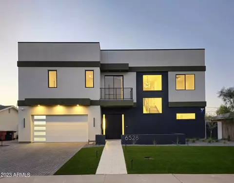 6528 E 2nd St, Scottsdale, AZ 85251