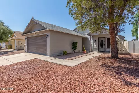 6428 W Christy Dr, Glendale, AZ 85304