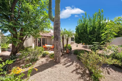 3033 E Clarendon Ave, Phoenix, AZ 85016 photo 11