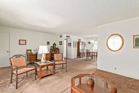 6319 Ellis St, Mesa, AZ 85205 photo 4