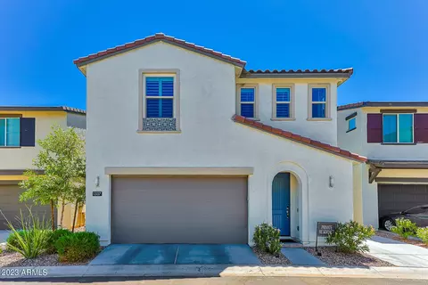 1337 W Bluejay Dr, Chandler, AZ 85286